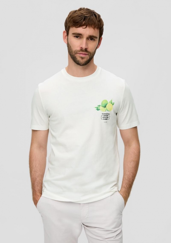 s.Oliver Baumwoll-T-Shirt mit Crew Neck und Frontprint - weiß