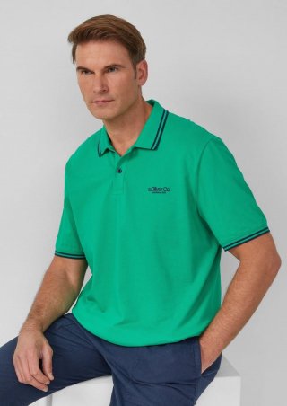 s.Oliver Piqué-Poloshirt mit Kontrastdetails und Logo - grün