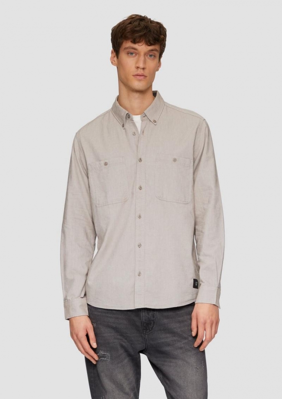 s.Oliver Regular Fit: Baumwollhemd mit Button-Down-Kragen - hellbraun