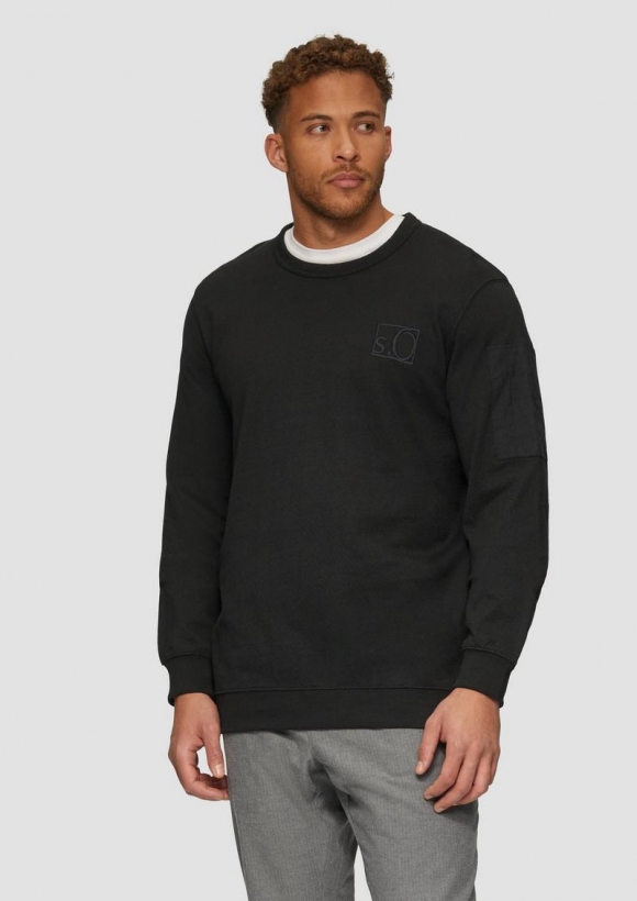 s.Oliver Relaxed-Fit-Sweatshirt mit Ärmeltasche - schwarz