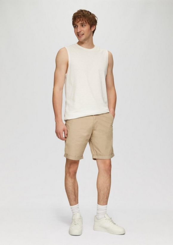 s.Oliver Chino-Shorts aus Baumwolle mit fixiertem Umschlag - beige