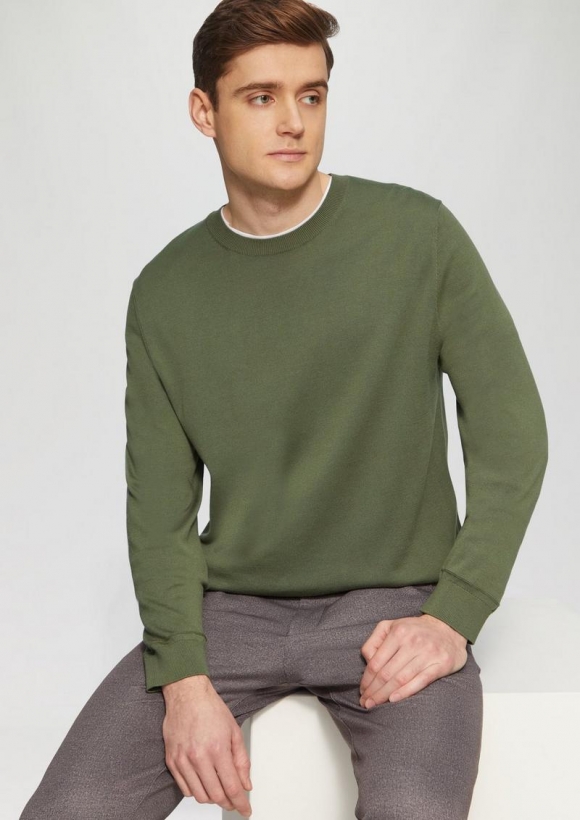 s.Oliver Edler Feinstrickpullover aus Baumwollmix mit Rippbündchen - olivgrün
