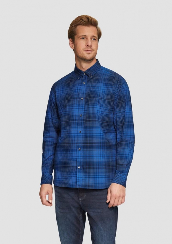 s.Oliver Regular Fit: Kariertes Button-down-Hemd aus Baumwollstretch - royalblau