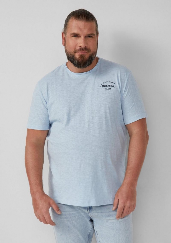 s.Oliver Meliertes T-Shirt mit Rollkante und Frontprint - hellblau