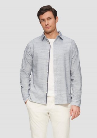 s.Oliver Slim Fit: Strukturiertes Hemd mit Kentkragen - tiefblau