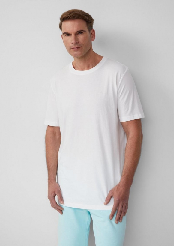 s.Oliver T-Shirt mit Crew Neck und Label-Print - weiß