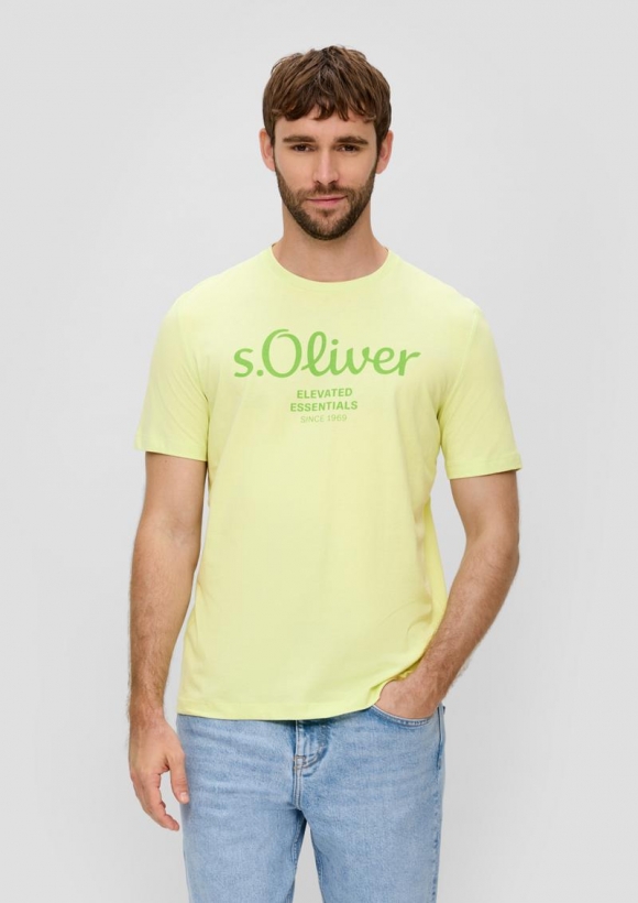 s.Oliver T-Shirt aus Baumwolle mit Label-Print - limettengrün