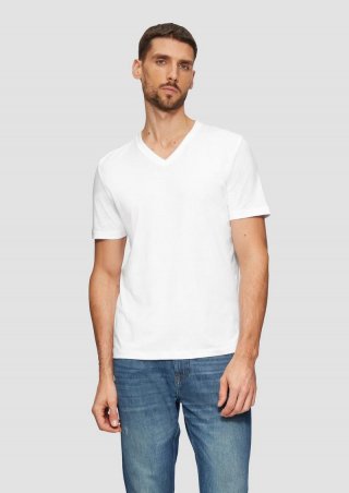 s.Oliver T-Shirt mit V-Ausschnitt und Logo-Print - weiß