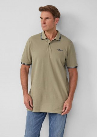 s.Oliver Piqué-Poloshirt mit Kontrastdetails und Logo - olivgrün