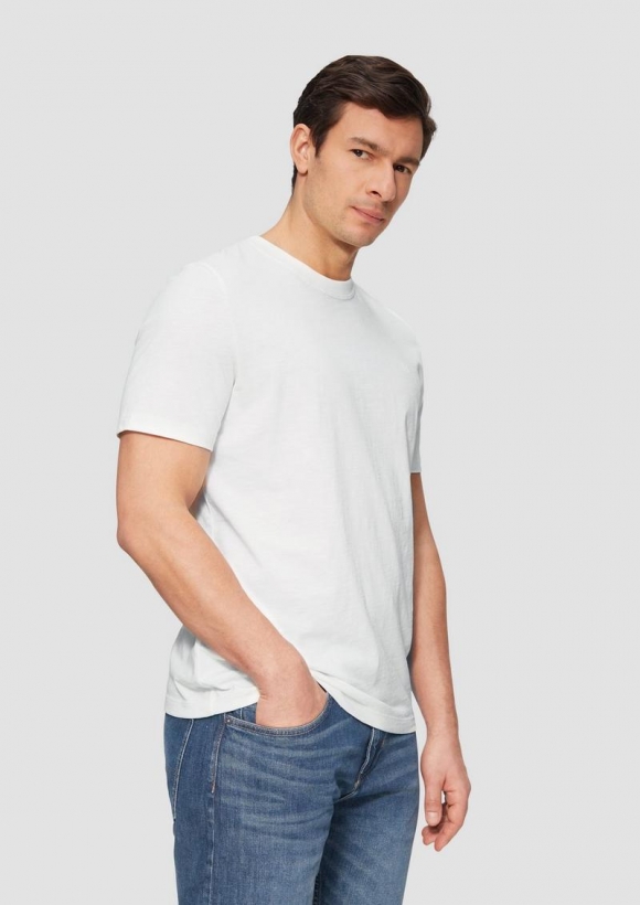 s.Oliver T-Shirt mit Flammgarnstruktur und Logo-Print - weiß