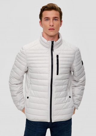 s.Oliver Steppjacke mit Label-Patch - hellgrau