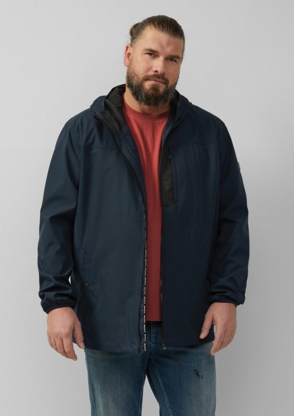 s.Oliver Sportive Jacke mit Kapuze und Logo-Details - navy