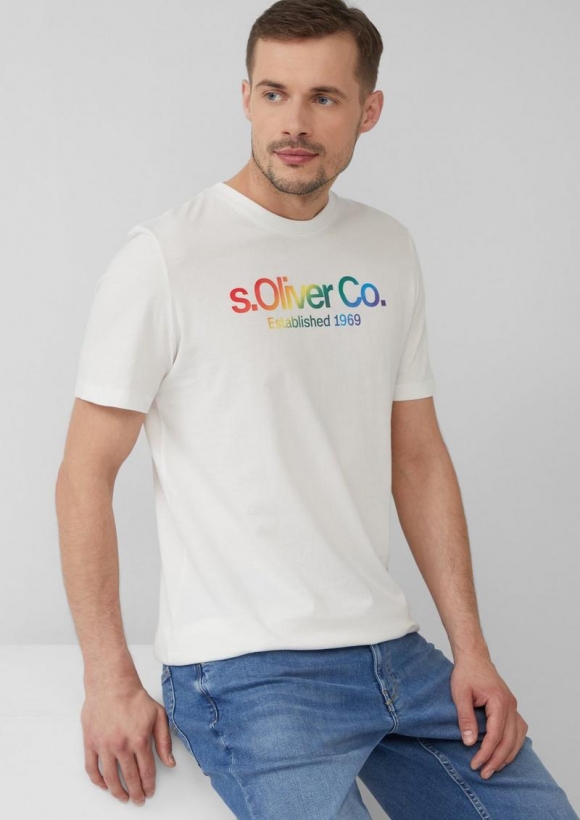s.Oliver T-Shirt mit Pride-Motiv - weiß