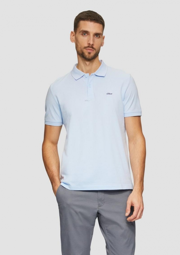 s.Oliver Poloshirt aus Baumwollpiqué - hellblau