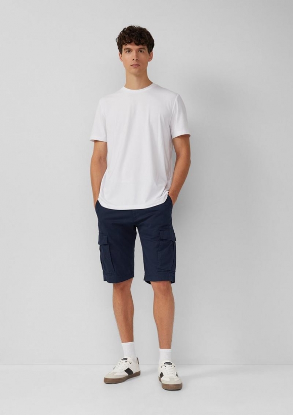 s.Oliver File: Baumwoll-Bermuda im Relaxed Fit mit Cargotaschen - navy