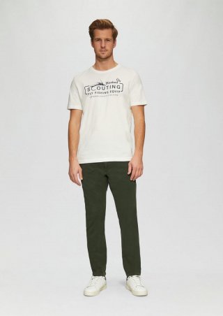 s.Oliver Regular Fit: Strukturierte Chino aus Baumwollstretch - tannengrün