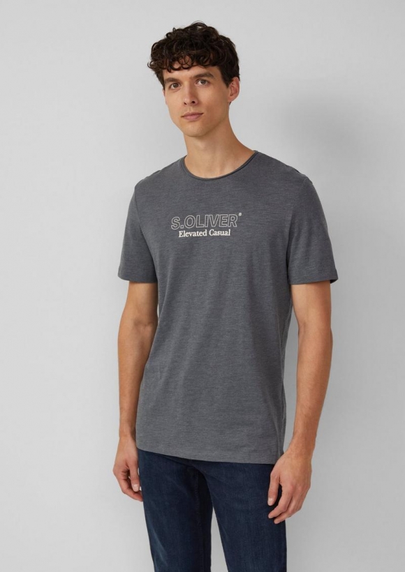 s.Oliver Meliertes T-Shirt mit Rollkante und Frontprint - schiefergrau