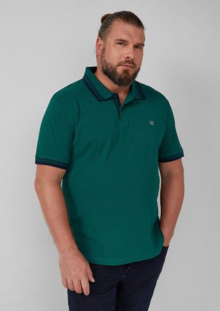 s.Oliver Poloshirt aus Baumwollpiqué mit Kontrast-Details - olivgrün