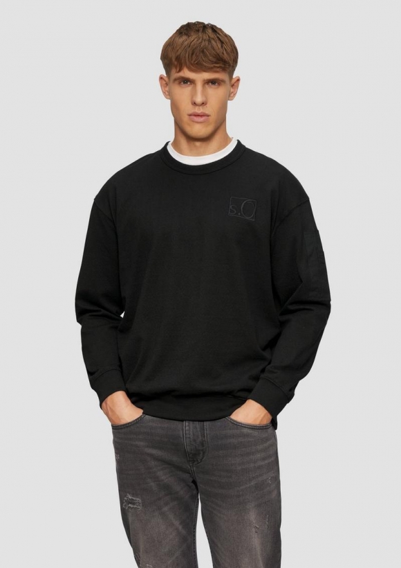s.Oliver Relaxed-Fit-Sweatshirt mit Ärmeltasche - schwarz