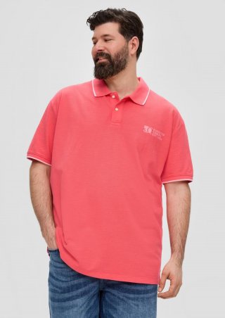 s.Oliver Poloshirt mit Piquêstruktur und Logo-Print - korallrot