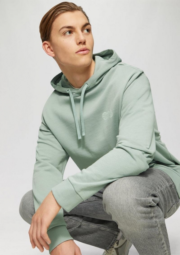 s.Oliver Hoodie-Sweatshirt mit Frontprint - salbeigrün