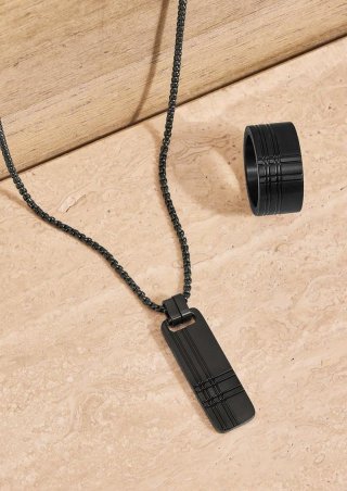 s.Oliver Breiter Ring aus Edelstahl - schwarz