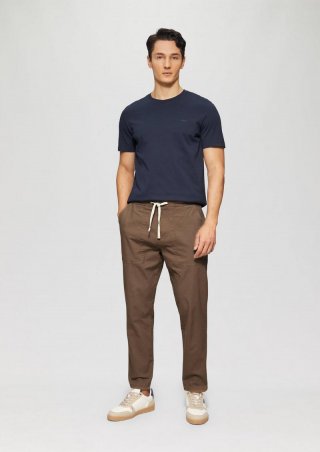 s.Oliver Detroit: Chinohose im Relaxed Fit aus Baumwollstretch - sandstein