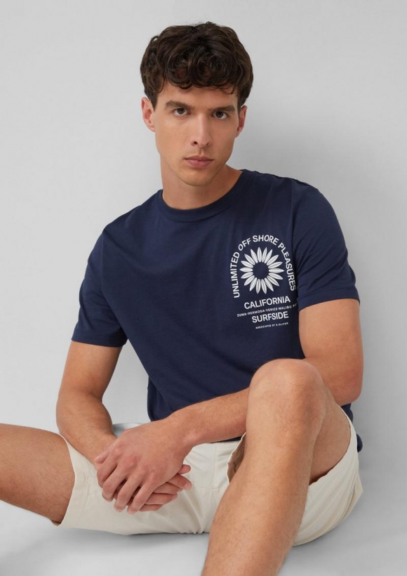 s.Oliver T-Shirt mit Crew Neck und Frontprint - tiefblau