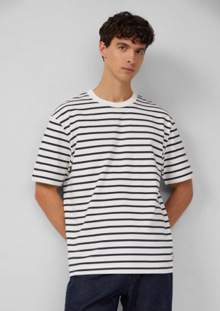 s.Oliver Gestreiftes T-Shirt aus Heavy Jersey im Relaxed Fit - navy