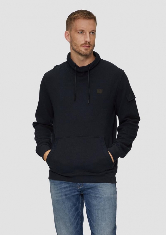s.Oliver Sweatshirt mit Kängurutasche und Snood-Kragen - navy