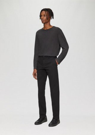 s.Oliver Chino aus Baumwollstretch - schwarz
