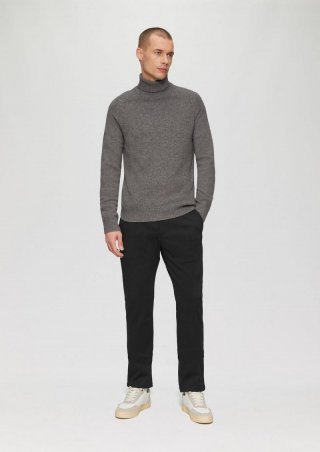 s.Oliver Chinojogger mit Straight Leg - schwarz