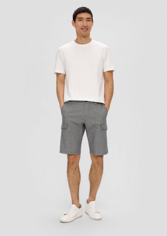 s.Oliver Regular: Cargoshorts mit feinem Karomuster - grau