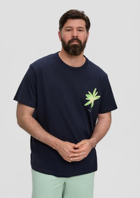 s.Oliver T-Shirt aus Baumwolle mit floralem Artwork - navy
