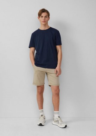 s.Oliver Chino-Shorts John aus Baumwollstretch mit fixiertem Turn-up - beige