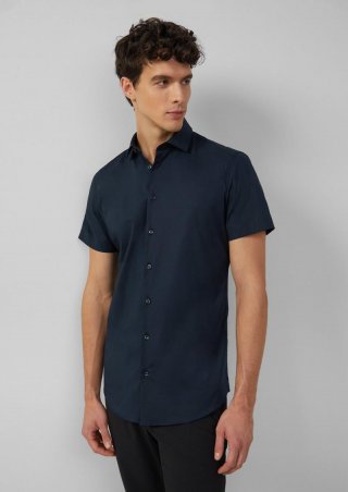 s.Oliver Tailored Fit: Feines Kurzarm-Hemd aus hochwertigem Baumwollstretch - navy