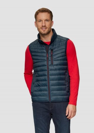 s.Oliver Leicht wattierte Steppweste aus recyceltem Polyester - dunkelblau