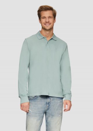 s.Oliver Poloshirt aus Piqué mit Logo-Stickerei - salbeigrün