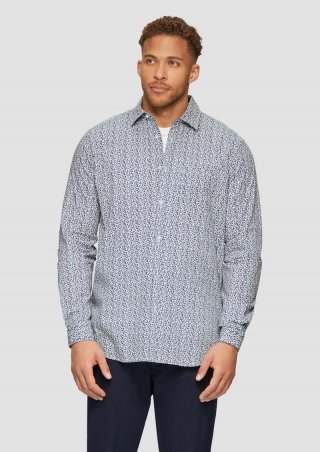 s.Oliver Slim Fit: Gemustertes Hemd mit Kentkragen - weiß
