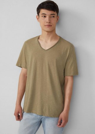 s.Oliver Luftiges T-Shirt mit V-Ausschnitt und Flammgarnstruktur - helles olivgrün