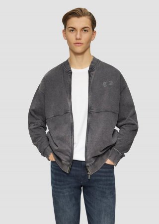 s.Oliver Gewaschene Sweatshirtjacke im Bomber-Style mit Front-Print - grau