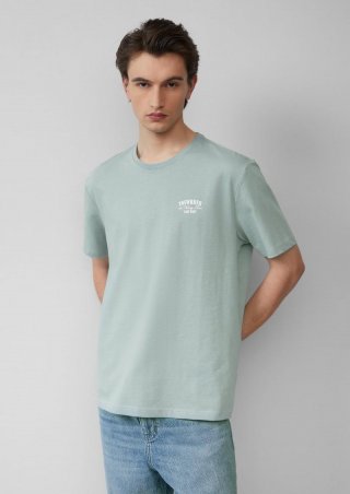 s.Oliver Rundhals T-Shirt in schwerer Jerseyware mit Frontprint - salbeigrün
