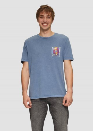 s.Oliver Gewaschenes T-Shirt mit Front- und Rückenprint - hellblau