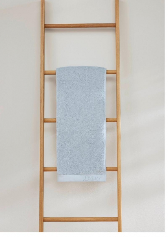 s.Oliver Handtuch aus reiner Baumwolle - hellblau