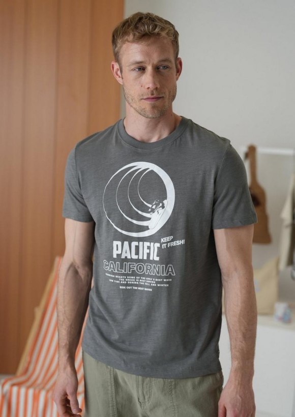 s.Oliver Baumwoll-T-Shirt mit Frontprint und Flammgarnstruktur - grau meliert