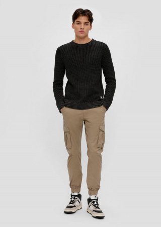 s.Oliver Slim: Cargohose mit Tapered Leg - sandfarben
