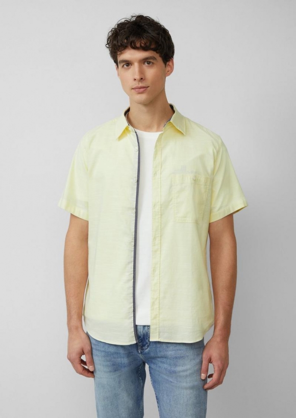 s.Oliver Slim Fit: Kurzarm-Hemd aus Baumwollstretch mit Flammgarnstruktur - hellgelb
