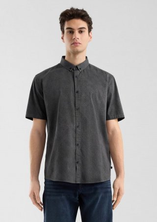 s.Oliver Regular Fit: Gewaschenes Hemd mit All-over-Print - schwarz