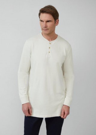 s.Oliver Langarmshirt mit Henleyausschnitt und Web-Details - wollweiß