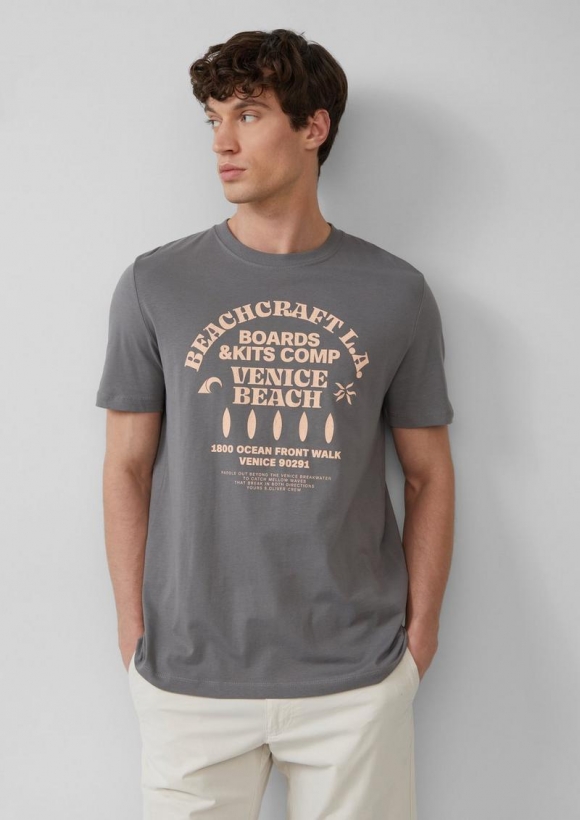 s.Oliver Baumwoll-T-Shirt mit Crewneck und Artwork - grau